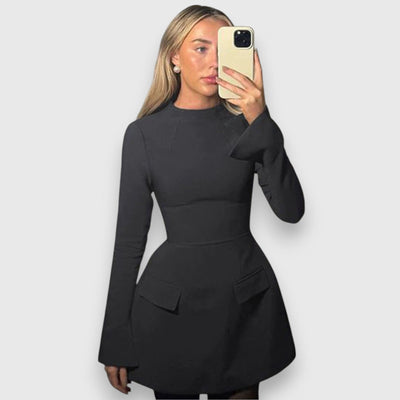 Alira – Sukienka mini bez pleców